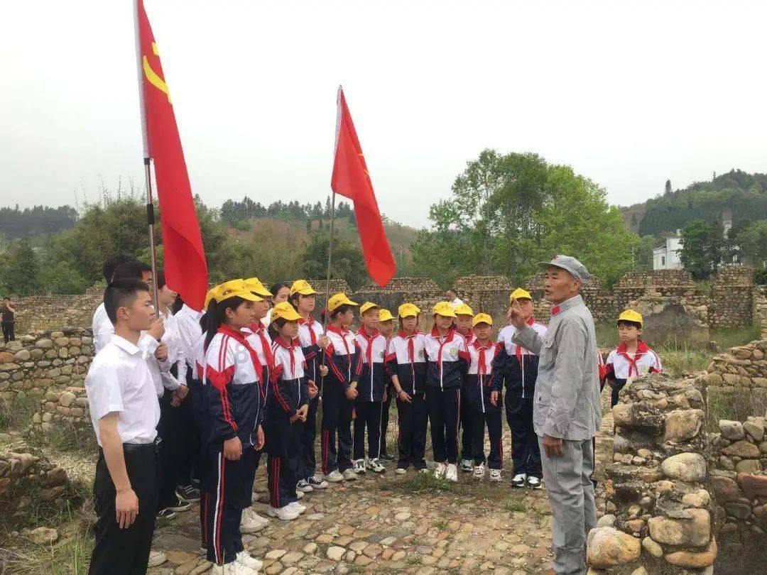 玩气球的时候为什么不能吃橘子？