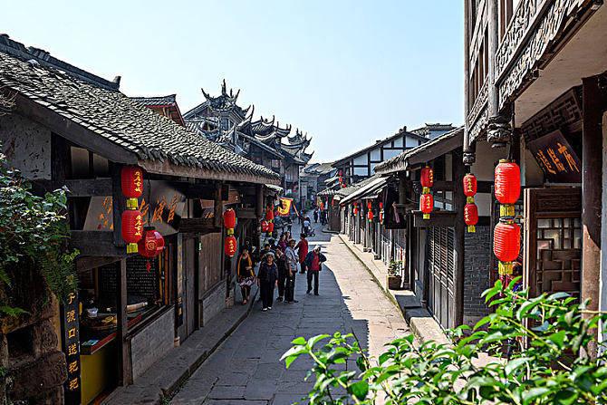 LNG价值链分析:中上游利润空间被压缩 下游利润有所好转